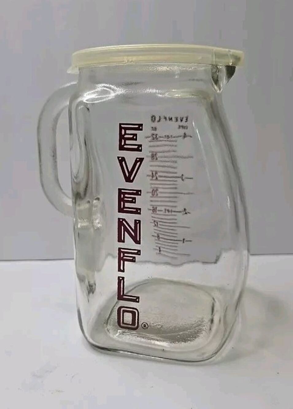 Vintage Evenflo Glass Baby Formula Milk Jug Measuring Pitcher 4 Cup WITH LID